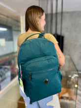 Cargar imagen en el visor de la galería, Morral Talla L Verde
