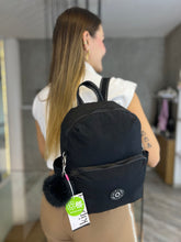 Cargar imagen en el visor de la galería, Morral Talla S Negro
