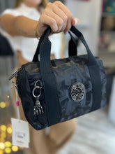 Cargar imagen en el visor de la galería, Bolso De Mano Negro

