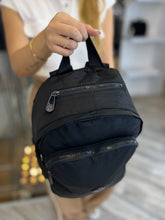 Cargar imagen en el visor de la galería, Morral Talla M Negro
